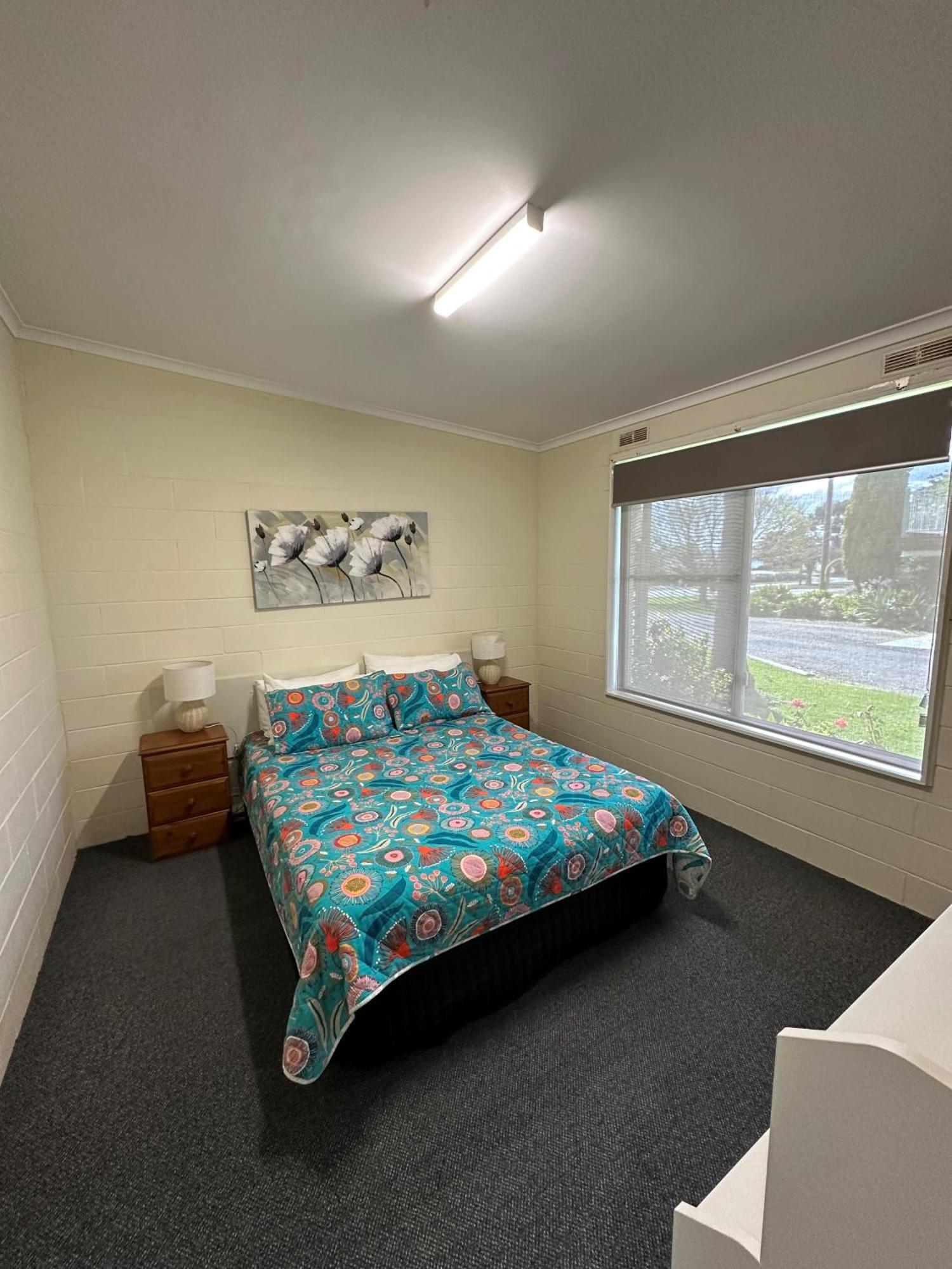 The Silver Bream Motel & Self Contained Units Mallacoota Exterior photo